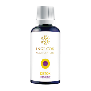 de Kleur-Licht olie Detox Immune helpt om je immuunsysteem te ondersteunen om preventief krachtig te blijven. Het maakt de energie vrij in het lichaam om te ontgiften zodat er een krachtige weerstand kan worden opgebouwd.